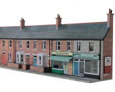 Scalescenes T008a Low Relief House fronts and shops